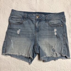 Seven7 Jean Shorts Size 8 Midrise Denim Shorts